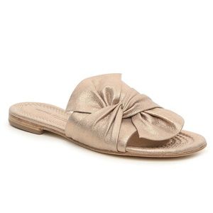 Kennel Schmengel Big Bow Leather Gold Slides New!